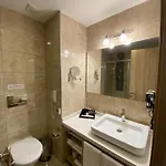 فندق Ramada By Wyndham Istanbul
