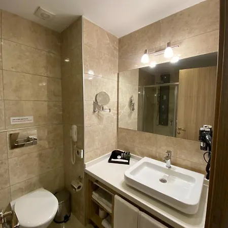 Hotell Ramada By Wyndham Istanbul