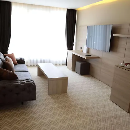 Hotel Ramada By Wyndham Istanbul