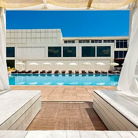 Hotel Ramada By Wyndham Istanbul
