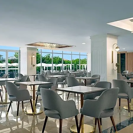 Hotel Ramada By Wyndham Istanbul